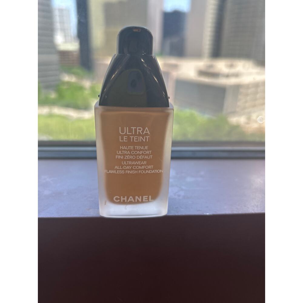 Chanel Ultra Le Teint Foundation